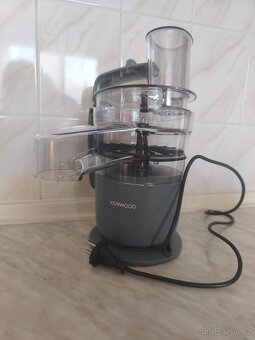 Kuchyňský robot Kenwood - 2