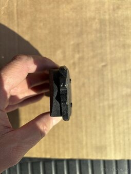 Auris nepoužité destičky a air filter potah opěrky - 2