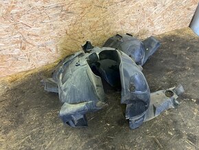 PŘEDNÍ PODBĚHOVÉ PLASTY MERCEDES W169 A-CLASS - 2