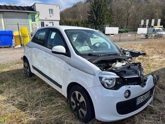 Prodám Renault Twingo , rv2017,naj.67tkm,havarované - 2