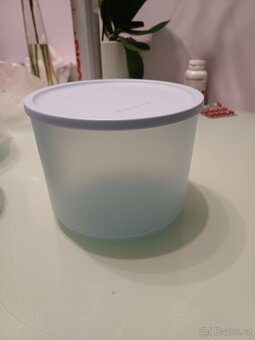 Výrobky tupperware - 2