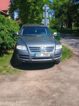 Volkswagen Touareg. - 2