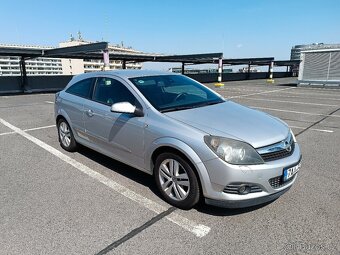 Opel Astra H GTC 2007 - 2