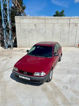 Opel Astra F 1,6i. r.v. 1994, 83 tis. Km 1.maj. - 2