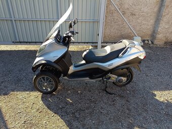 Piaggio mp3 250 LT CZ doklady v ceně - 2
