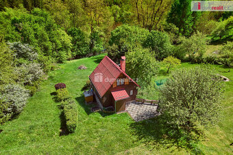 Chata se zahradou 382 m2, Radošov u Kyselky - 2