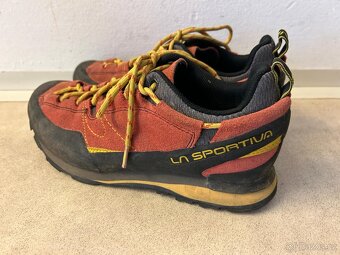 Trekové boty La Sportiva Boulder X - vel. 40 - 2