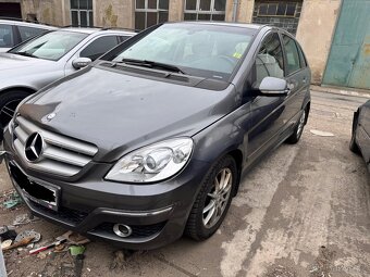 Mercedes B200 náhradní díly - 2