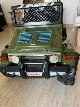 Elektrické auto Hecht - 2