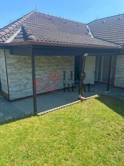 prodam RD Okrouhlo-Jesenice,PZ,4+1,dvojgaraz,terasa,tepel.ce - 2