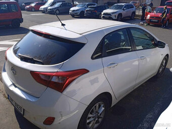 Prodej os. automobilu Hyundai i30 diesel 1.6i CRDi Trikolor - 2