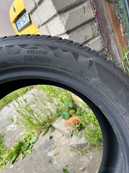 2ks Celoroční pneu Kumho Solus 4S 225/50 r17 98W - 2