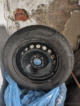 ZIMNÍ PNEU + DISKY 195/65/R15 z Renault Megan - 2