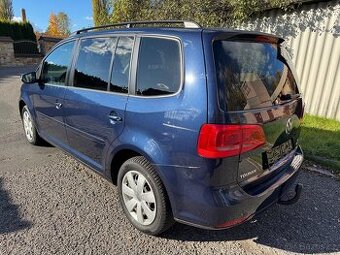 VW Touran 1.2 TSI 77kw digi klima,tažné, 7 MÍST - 2