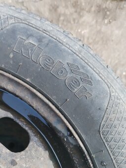 Zimní pneumatiky 195/65/15 včetně disků - 2