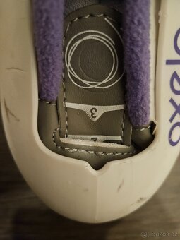 Dívčí brusle 28-30 - 2