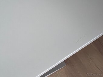 predam stol IKEA MICKE - 2