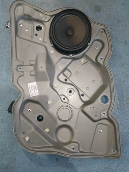 Octavia 2 pravá přední stahovačka - 2