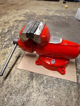 Svěrák York 125 - 2