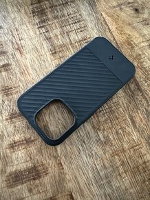 Spigen core armor iPhone 14 pro - 2