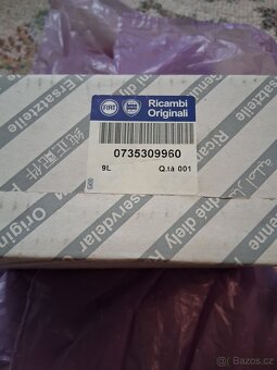 Prodám levou kliku dveří Fiat Doblo 2000-10 - 2