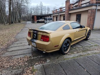 Ford mustang 4.6 v8 - 2
