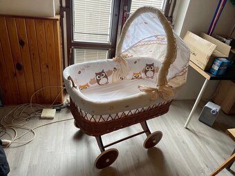 Dětská postýlka na kolech - 2