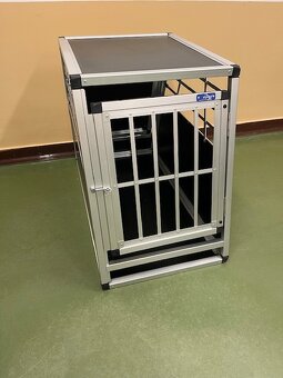 Klec pro psa do auta - 2