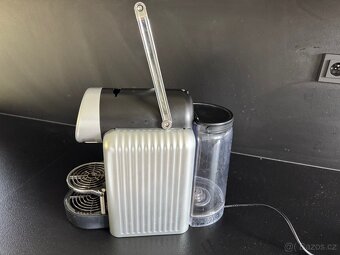 Profesionální kávovar Nespresso - 2