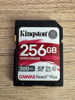 SD karta Kingston Canvas React Plus 256GB (300 MB/s) - 2