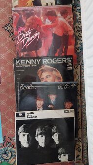 Prodej vinilů - 2