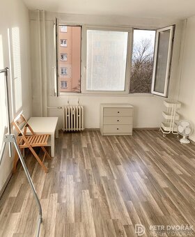Prodej bytu 1+kk 24 m2 Jabloňová, Praha - Záběhlice - 2