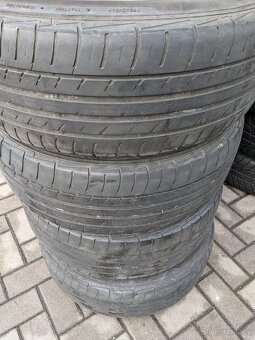 Ford 215/60 R16 - 2