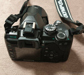 Olympus E-510 s vybavením - 2