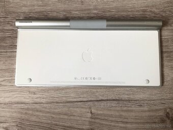 Apple klávesnice A1314 použitá plně funkční Bluetooh - 2