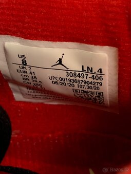 Air Jordan 4 Travis Scott - 2