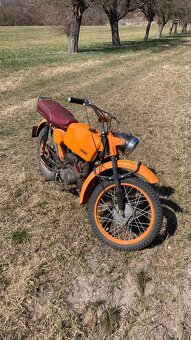 Jawa 23 mustang - 2
