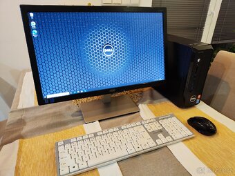 PC komplet DELL Vostro 270S,AOC 22" LED monitor - 2