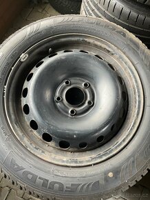 Zimní kola rozteč 5x114.3 pneu zánovní 205/60/16 - 2