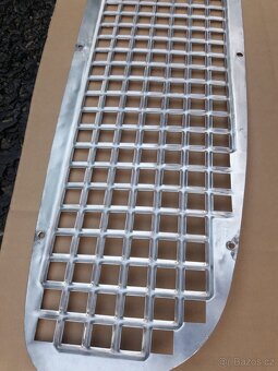 Přední maska pro vozy Škoda Octavia, Felicia 1963 - 2