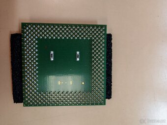 Retro funkční procesor Intel Celeron 566MHz - 2