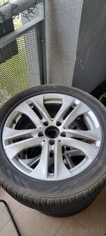 Originál kola na Mercedes Benz E R17 - 2