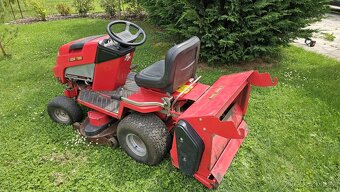 Zahradní traktůrek (sekačka) Countax A-18E - 2