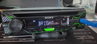 Autorádio Sony, CD mechanika, USB MP3, RDS, ISO konektory - 2