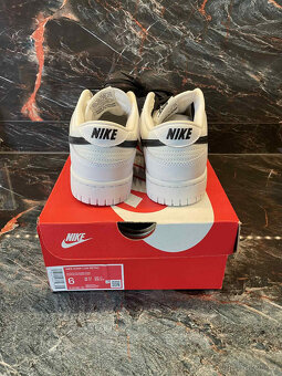 Nike Dunk Low Reverse Panda - 2