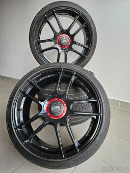 OZ Indy HLT _ 5x112 Letní 235/35/20 - 2