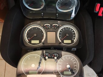 Raritní maxidot budíky Golf IV/bora - 2