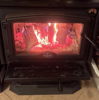 Kanadská krbová kamna OSBURN 2000 - 2