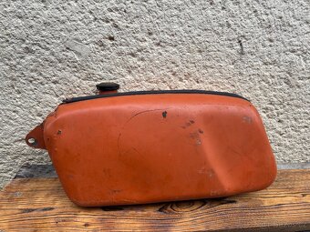 Nádrž jawa mustang - 2