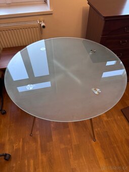 Skleněný stůl + 4 židle - 2